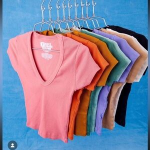 Big Bud Press Black V Neck - Size P